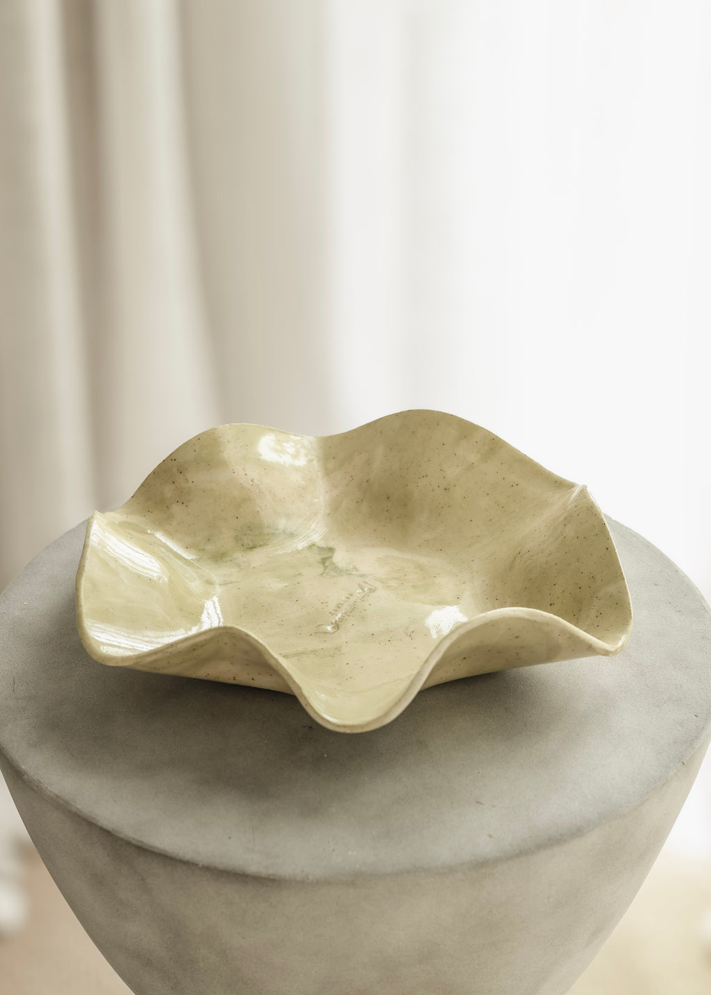 Medium Wavy Bowl | Sage Blend