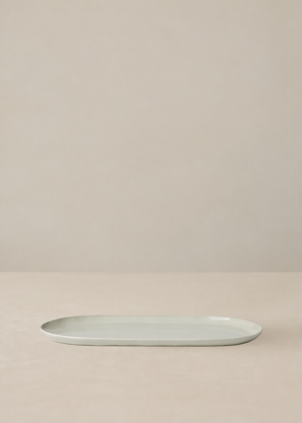 Cloud Oval Plate L | Dove Grey