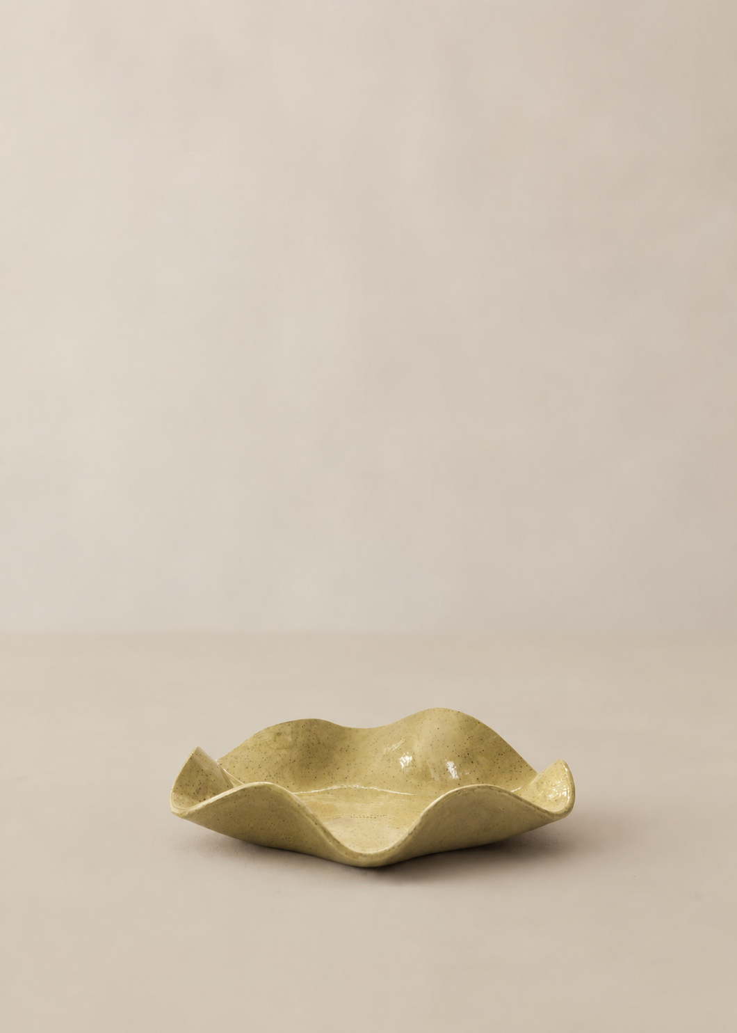 Medium Wavy Bowl | Sage Blend