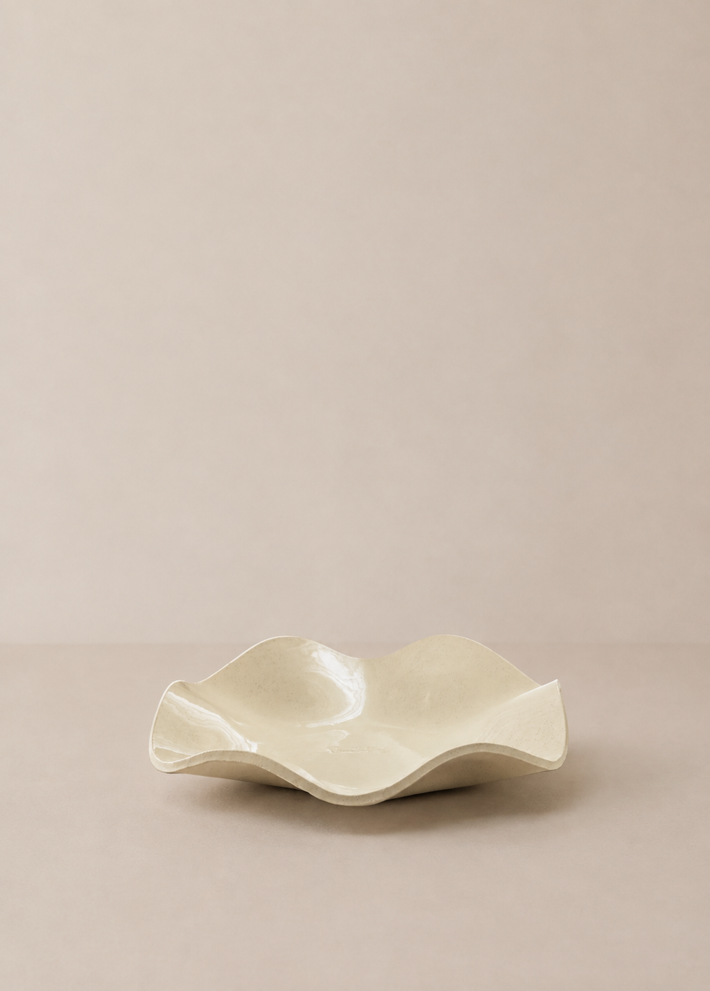 Large Wavy Bowl | Cookies + Cream