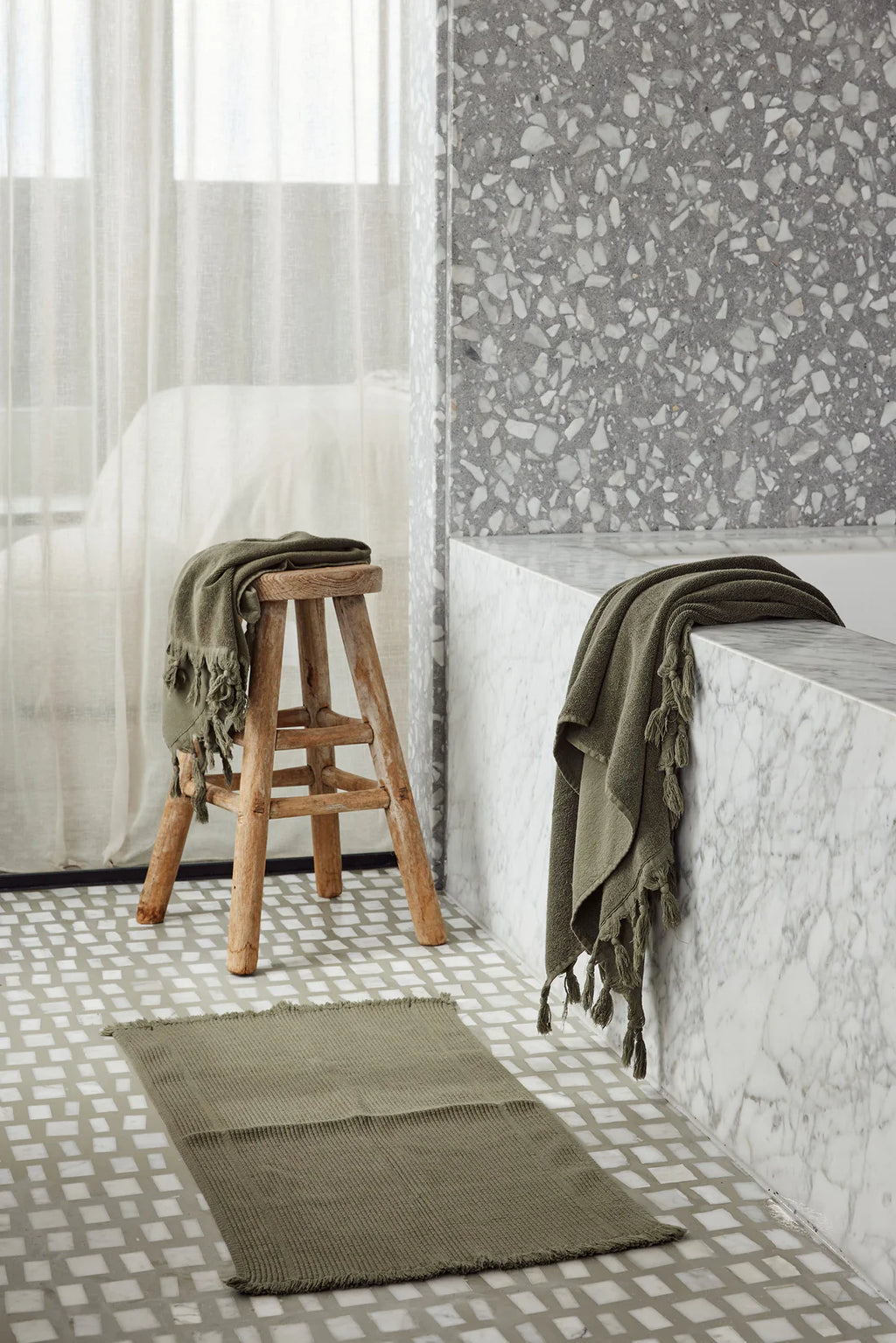Vintage Hand Towel | Olive
