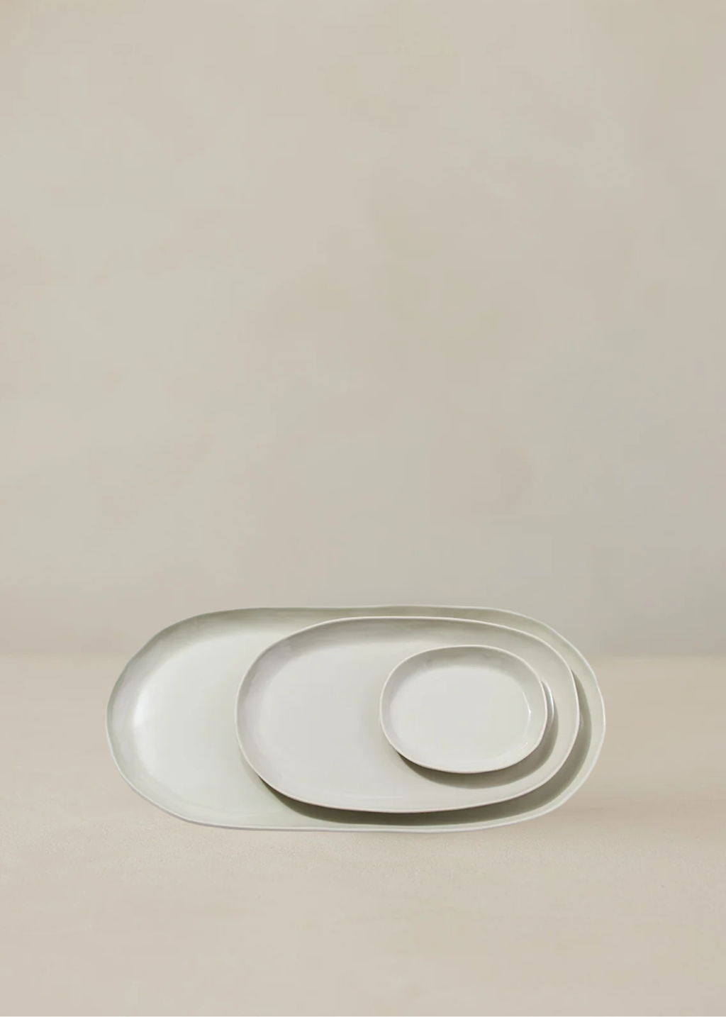 Cloud Oval Plate L | Dove Grey